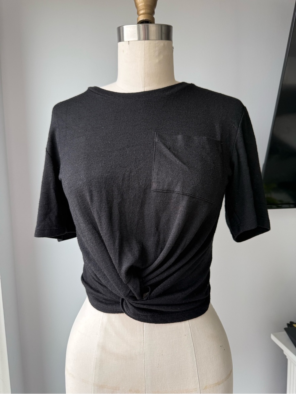 Aritzia Wilfred Black Knot-Front Women's Top
